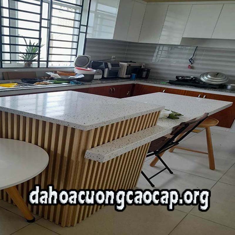 Đá hoa cương bếp giá rẻ