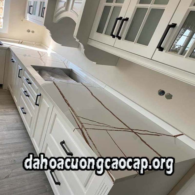 Đá hoa cương bếp giá