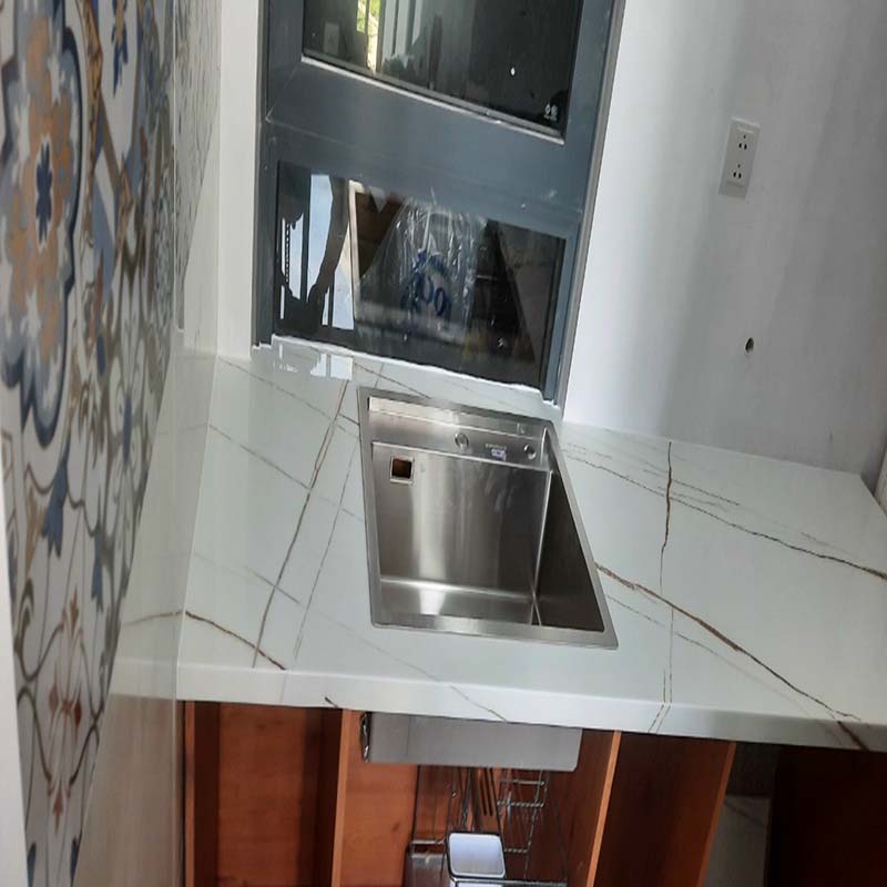 đá hoa cương bếp