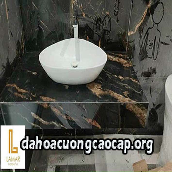mẫu đá hoa cương ốp bàn bếp