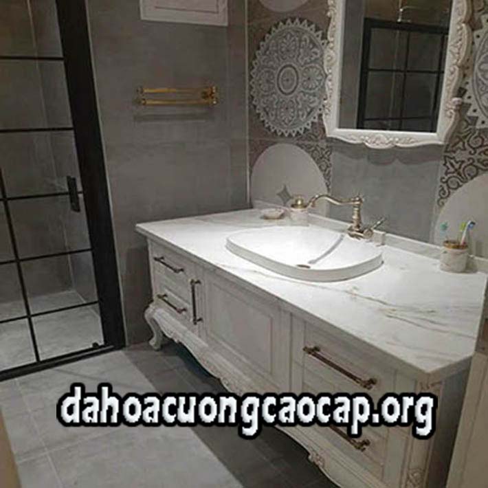 mẫu đá hoa cương ốp bàn bếp