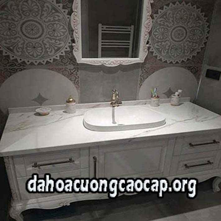mẫu đá hoa cương ốp bàn bếp