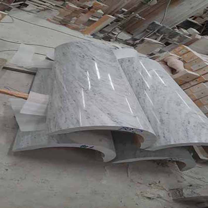 Thi công cột đá hoa cương