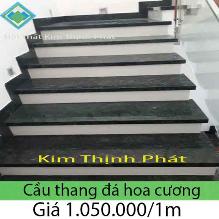 Cầu thang đá hoa cương đen trắng 08